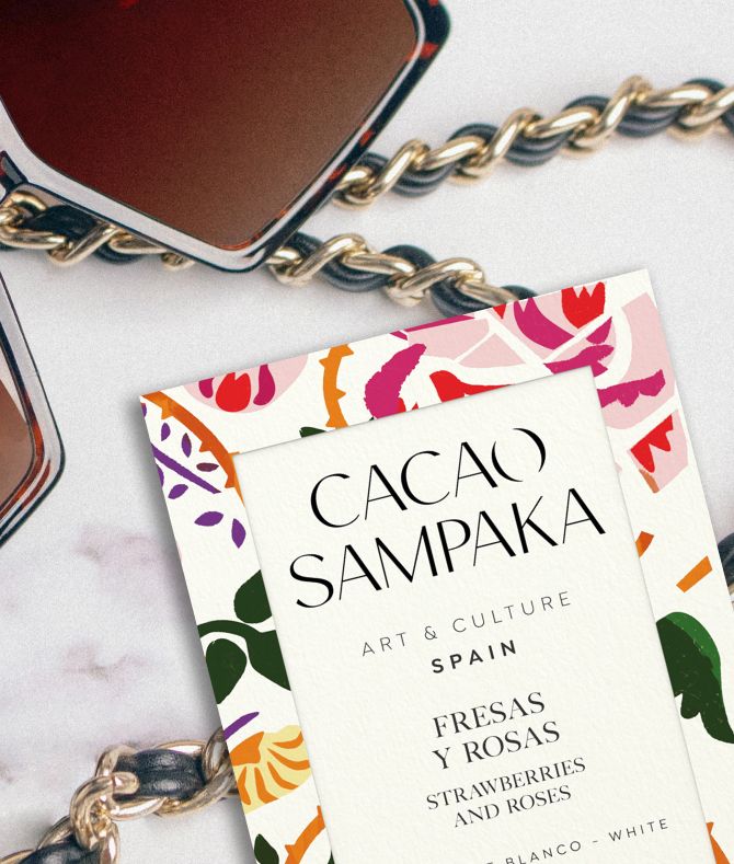 Tableta de chocolate Arte y Cultura de Cacao Sampaka con objetos de lujo